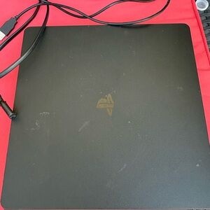 PS4 slim